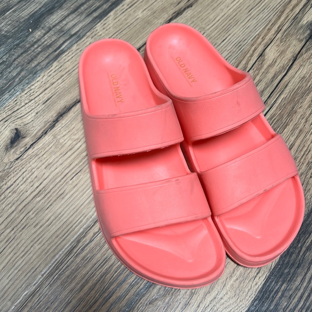 Old navy shoes